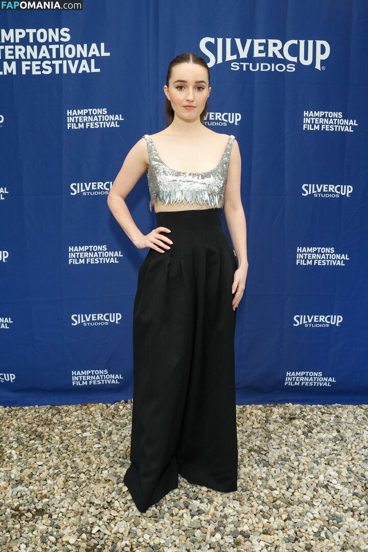 Kaitlyn Rochelle Dever / kaitlyn dever / kaitlyndever Nude OnlyFans  Leaked Photo #14