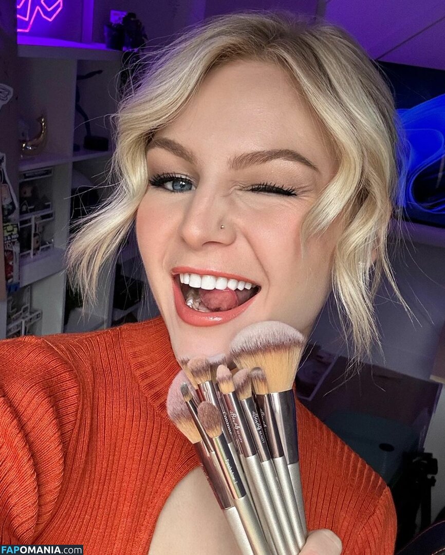 KallMeKris / kriscollins Nude OnlyFans  Leaked Photo #282