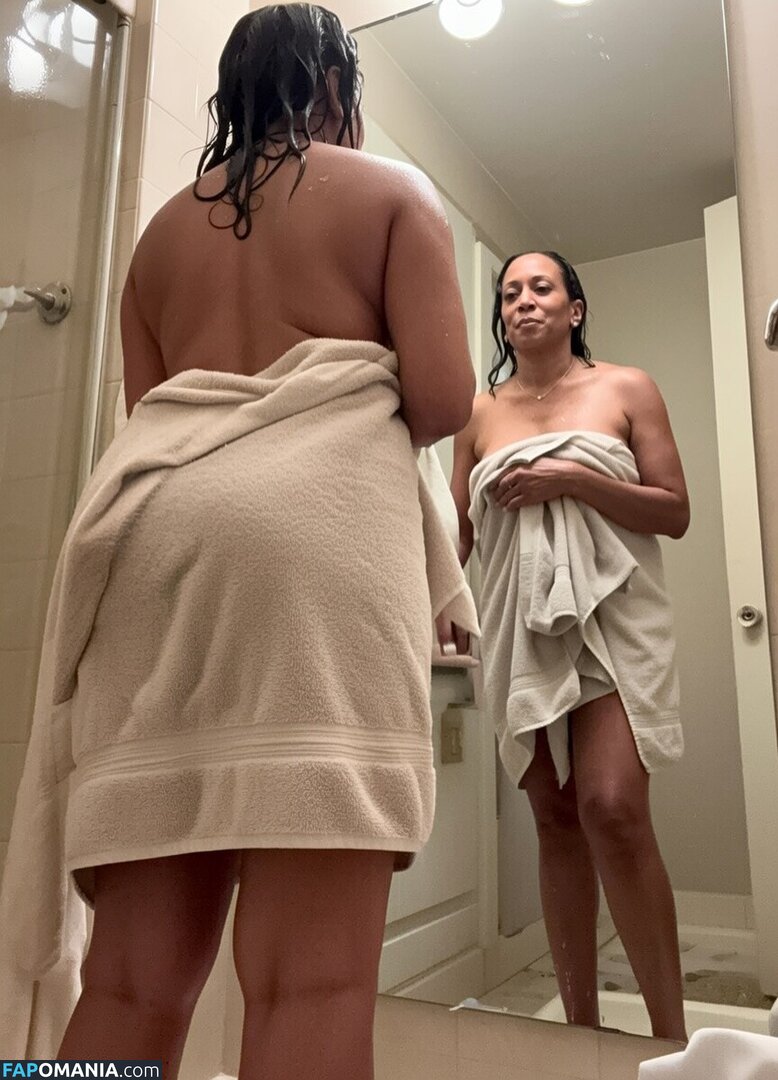 Kamala Harris / https: / kamalaharris Nude OnlyFans  Leaked Photo #4