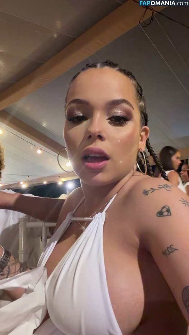 Kamyla Maria / kamysmarya Nude OnlyFans  Leaked Photo #1