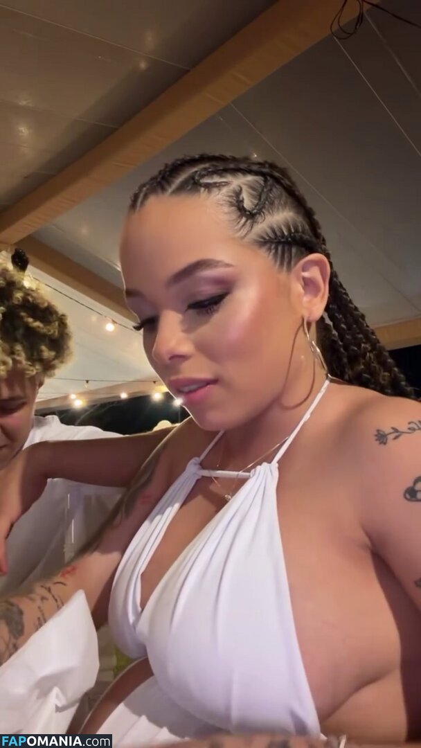 Kamyla Maria / kamysmarya Nude OnlyFans  Leaked Photo #8