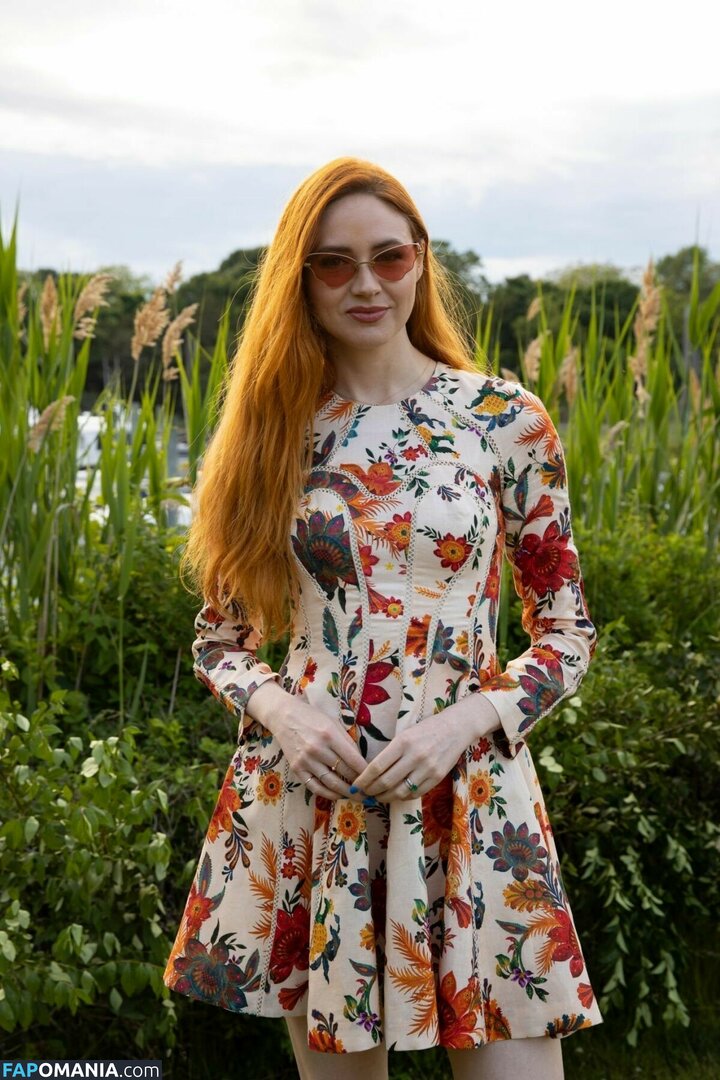 Karen Gillan / karengillan Nude OnlyFans  Leaked Photo #1