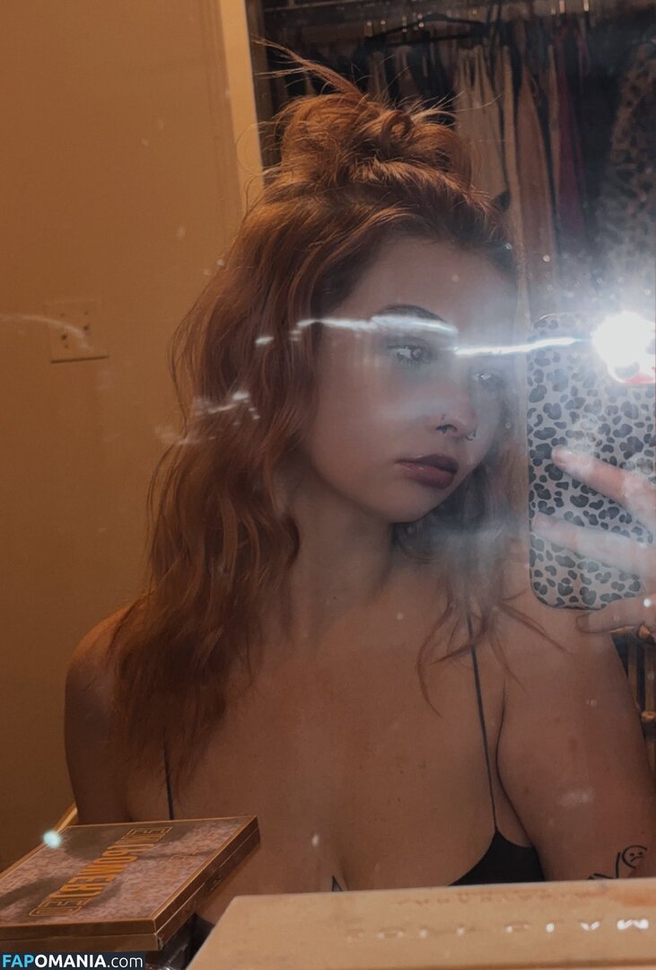 Karen Nicole / kxrennicole Nude OnlyFans  Leaked Photo #5