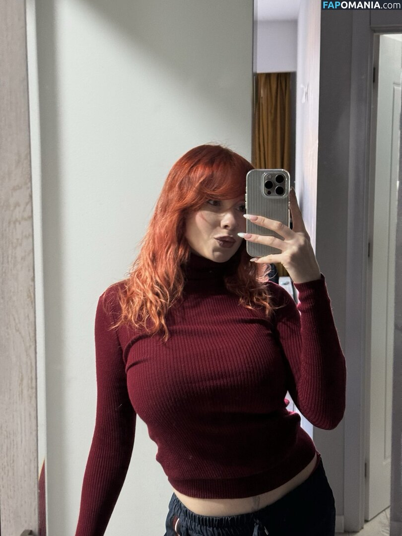 Karina Kherman / NebelaiaK / kher.man Nude OnlyFans  Leaked Photo #15