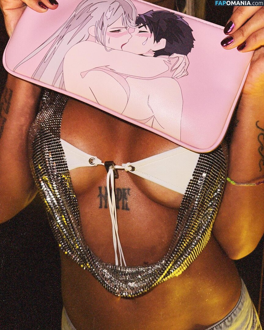 Karol G / karolg / karolgfriend Nude OnlyFans  Leaked Photo #311