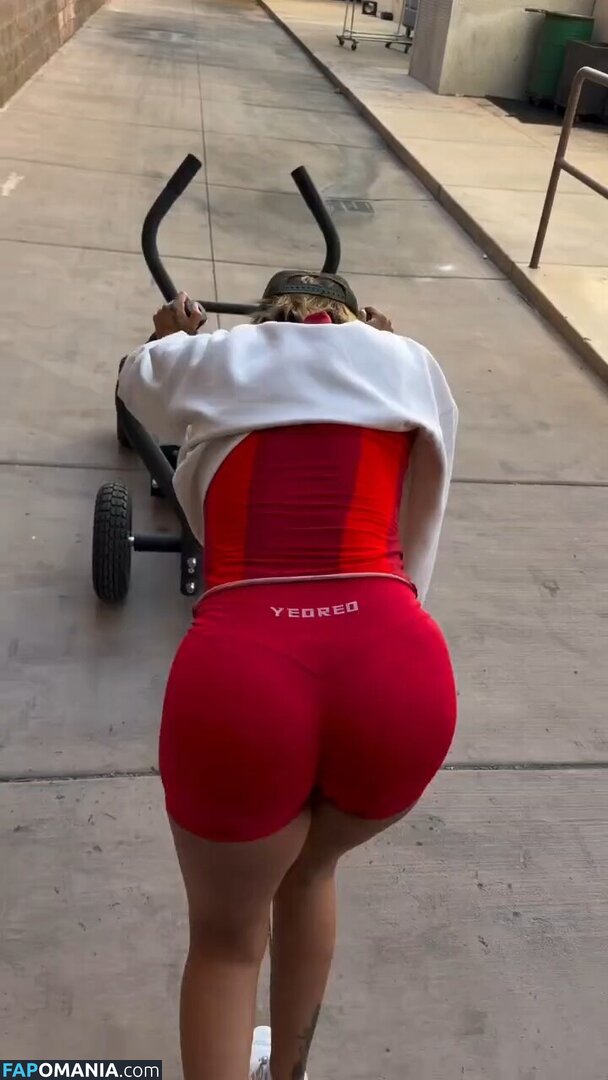 Karol G / karolg / karolgfriend Nude OnlyFans  Leaked Photo #317