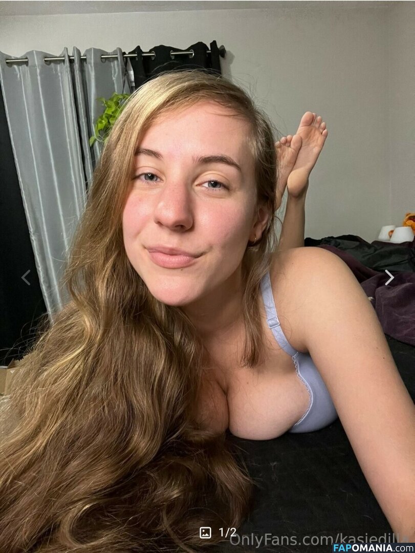  / Casey / Kasiedilla / Kasthedilla / dillahasmorefun / https: / kasiedilla.ttv Nude OnlyFans  Leaked Photo #373