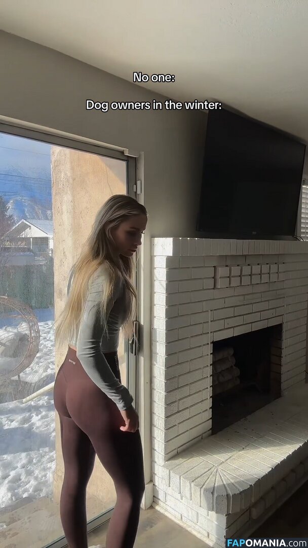 agirlandadoodle / girlandadoodle / kat_braden / kbraden Nude OnlyFans  Leaked Photo #2