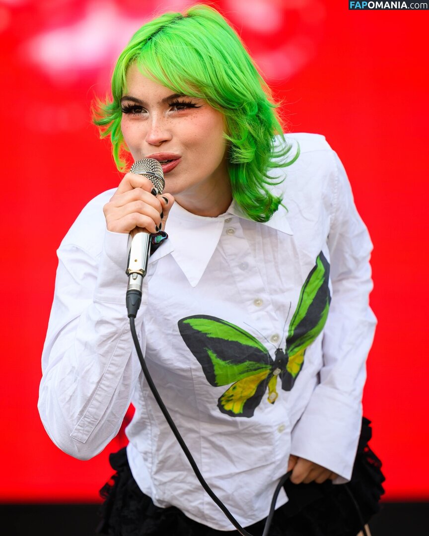 8leggedbaby / Kat Moss Nude OnlyFans  Leaked Photo #19