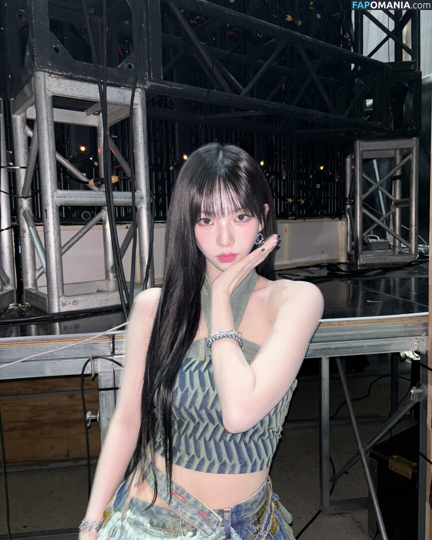 Karina / aespa / karinamasfina / katarinabluu Nude OnlyFans  Leaked Photo #16