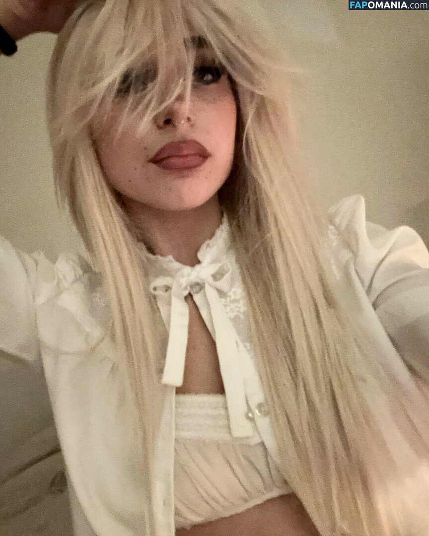 Kate Baum / katebaum / katrinb_3 Nude OnlyFans  Leaked Photo #15