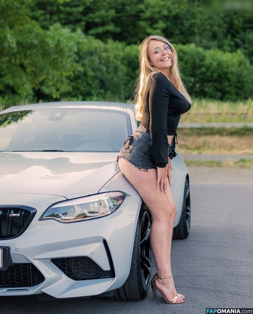 Kathitt8s / kathi.x.kat Nude OnlyFans  Leaked Photo #14