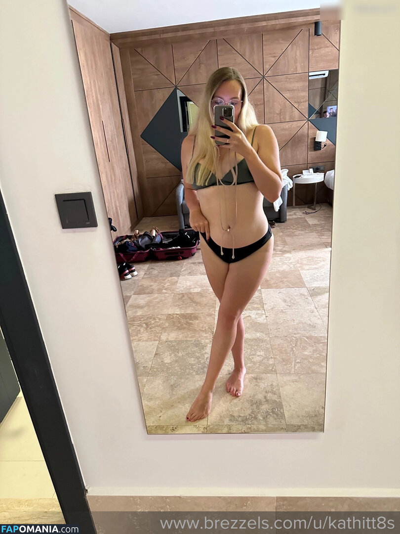Kathitt8s / kathi.x.kat Nude OnlyFans  Leaked Photo #56