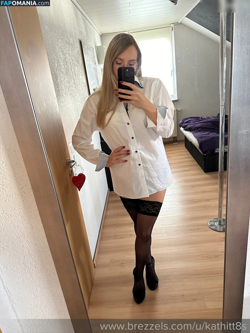 Kathitt8s / kathi.x.kat Nude OnlyFans  Leaked Photo #61