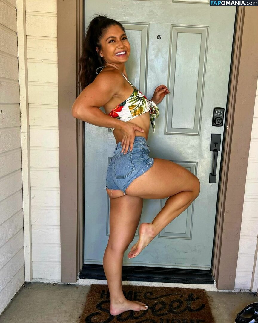 Katie Jones / Kayteejones_ / cutebustykatie / kjgoddess Nude OnlyFans  Leaked Photo #7