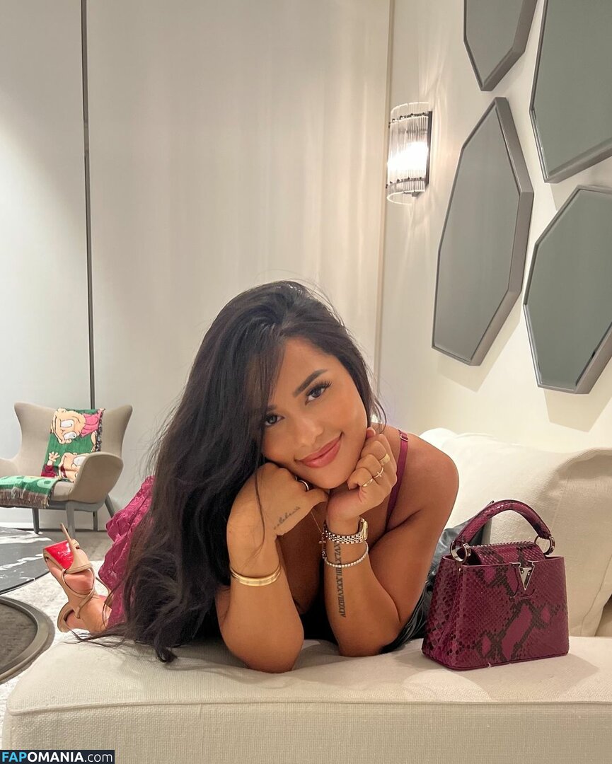 Katya Elise Henry / katyaelisehenry / katyaelisehenrysworld Nude OnlyFans  Leaked Photo #988