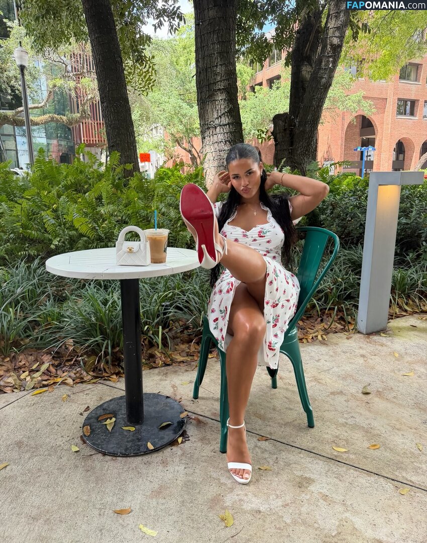 Katya Elise Henry / katyaelisehenry / katyaelisehenrysworld Nude OnlyFans  Leaked Photo #1170