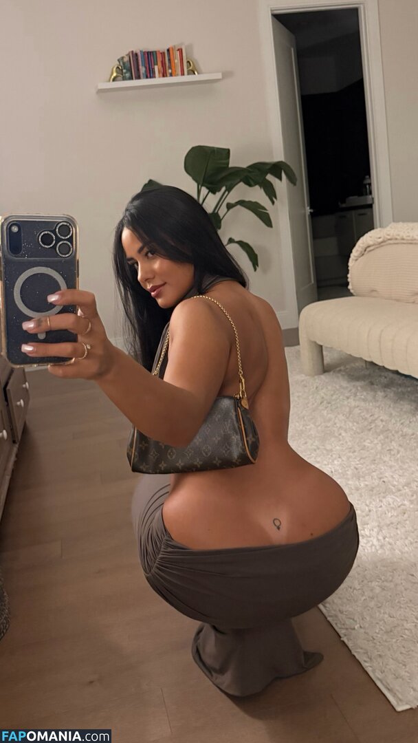 Katya Elise Henry / katyaelisehenry / katyaelisehenrysworld Nude OnlyFans  Leaked Photo #1240
