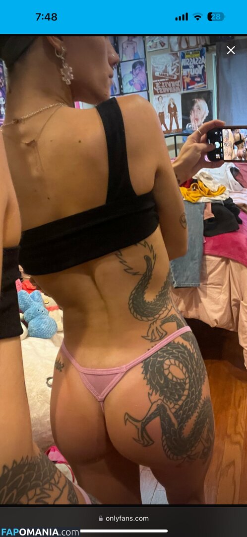 Kayb0p / hellotiti Nude OnlyFans  Leaked Photo #4