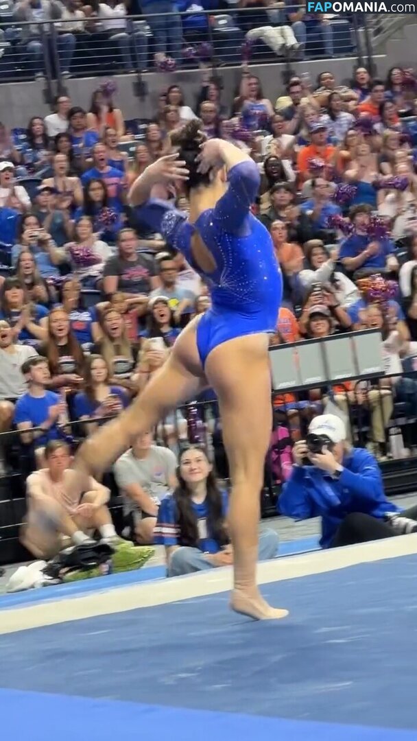 Kayla DiCello / kayladicello Nude OnlyFans  Leaked Photo #2