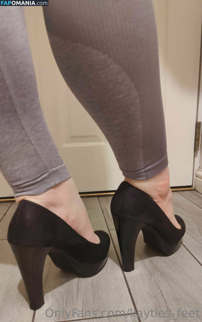katiesfeets / kayties_feet Nude OnlyFans  Leaked Photo #51