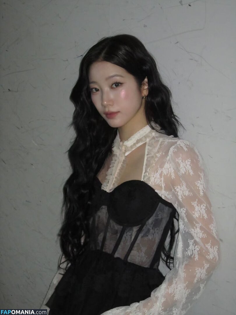Kazuha Nakamura 中村 一葉 / LESSERAFIM / zuhazana Nude OnlyFans  Leaked Photo #22