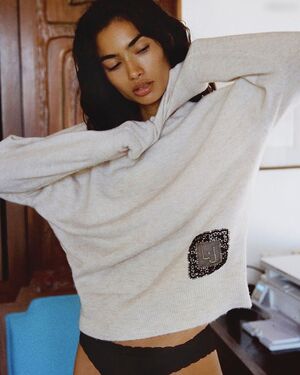 Kelly Gale