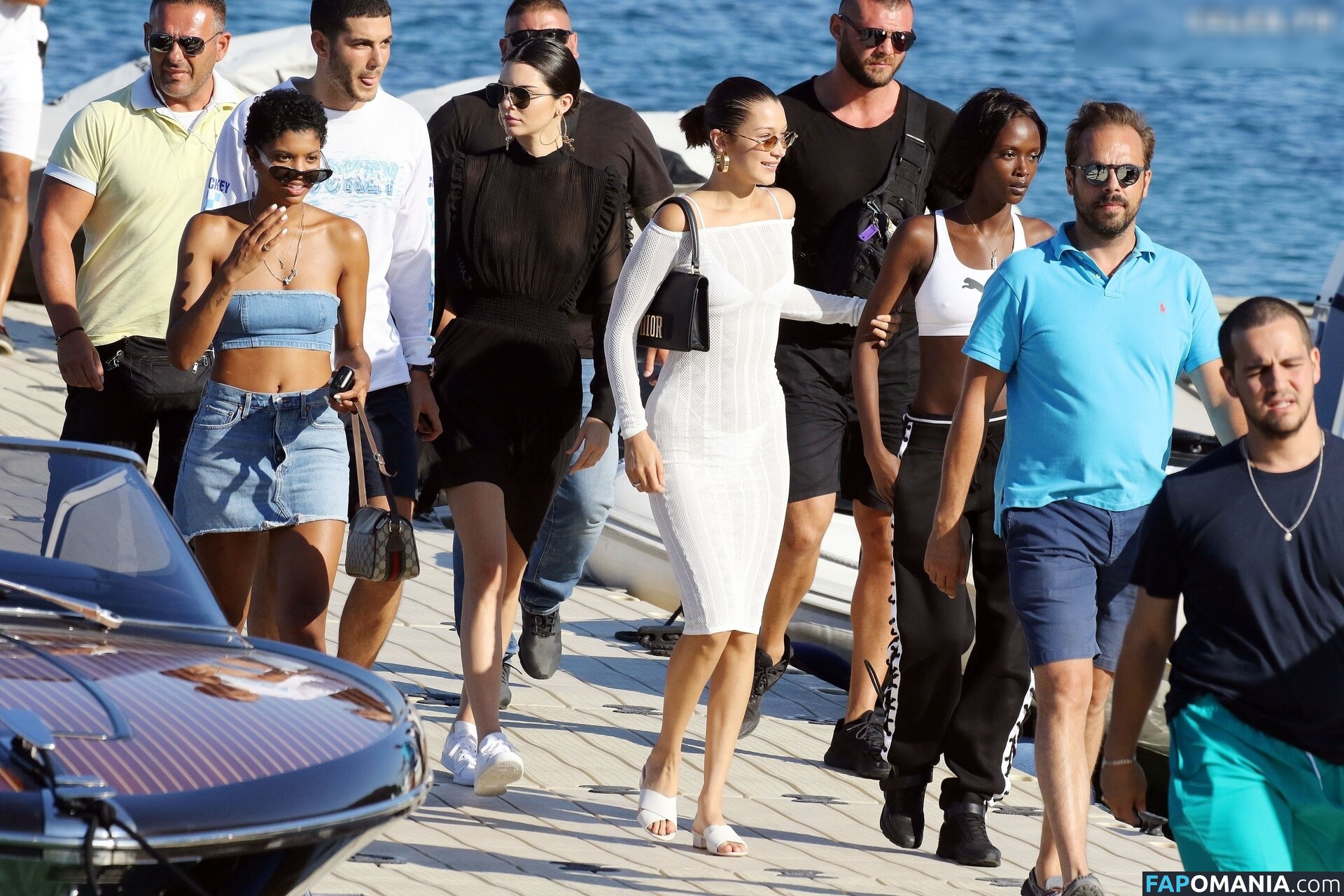 Kendall Jenner / https: / kendalljenner Nude OnlyFans  Leaked Photo #74