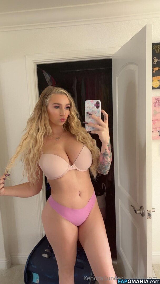 kendrasunderland / therealkslibrarygirl Nude OnlyFans  Leaked Photo #112