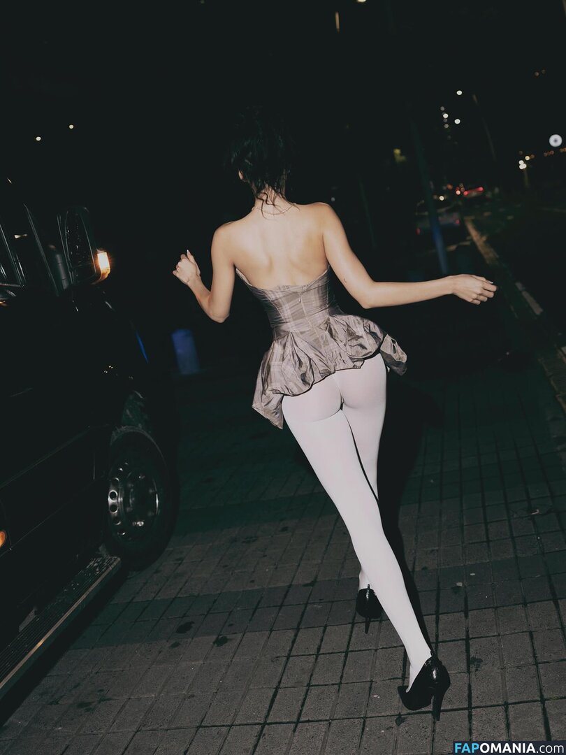 Kenia Os / keniamusicr / keniaos Nude OnlyFans  Leaked Photo #2