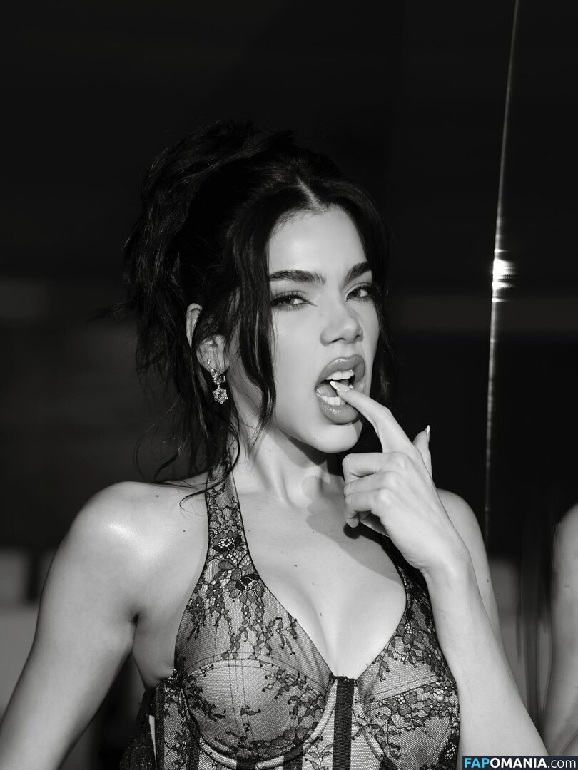 Kenia Os / keniamusicr / keniaos Nude OnlyFans  Leaked Photo #10