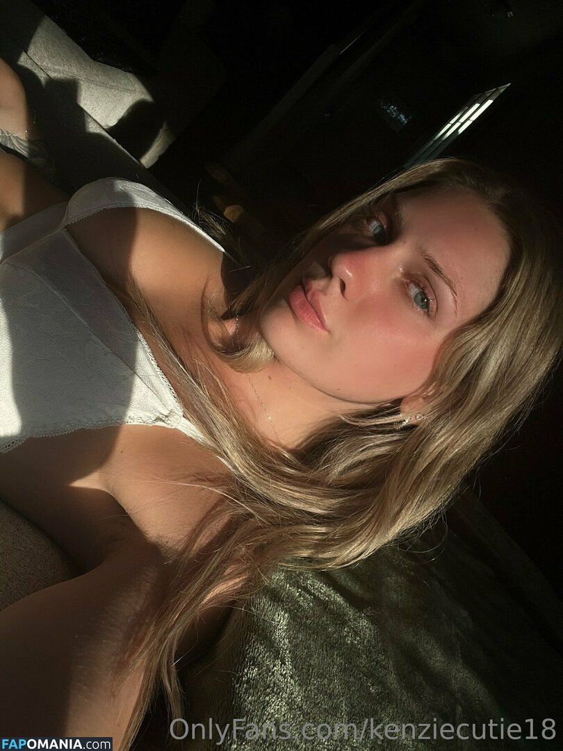 kenziecutie18 / kkenziee_18 Nude OnlyFans  Leaked Photo #56