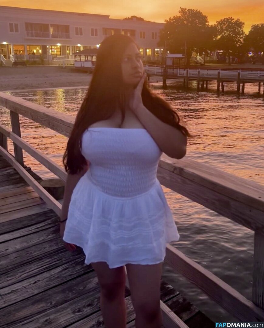 Kerenmorales677 / keren_.moralesss Nude OnlyFans  Leaked Photo #3
