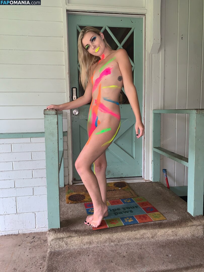 Kerry Carmody / kerryreneecarmody / krcphotos Nude OnlyFans  Leaked Photo #112