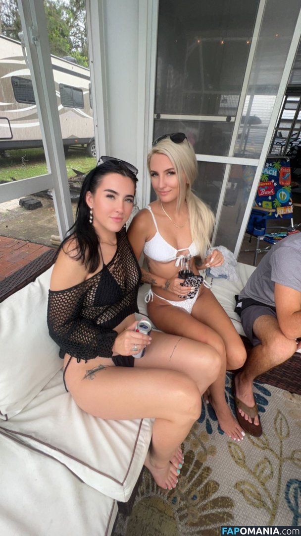 KhloeeSmithhh / johnaskye / khloesmith13 Nude OnlyFans  Leaked Photo #12