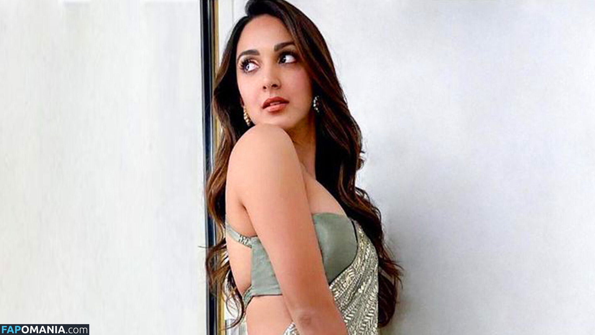 Kiara Advani / kiaraaliaadvani Nude OnlyFans  Leaked Photo #3