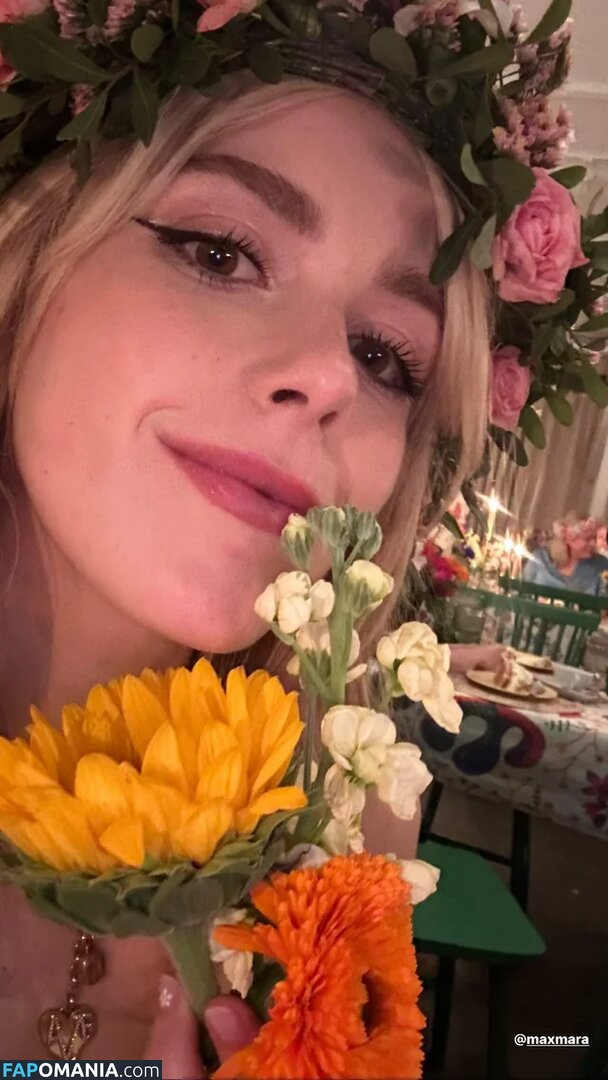 AdventuresSabrina / Kiernan Shipka / kiernanshipka Nude OnlyFans  Leaked Photo #51