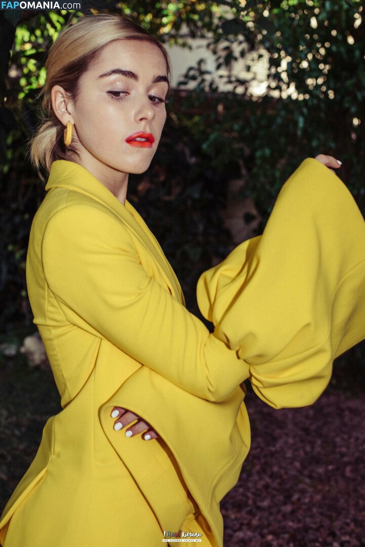 AdventuresSabrina / Kiernan Shipka / kiernanshipka Nude OnlyFans  Leaked Photo #968