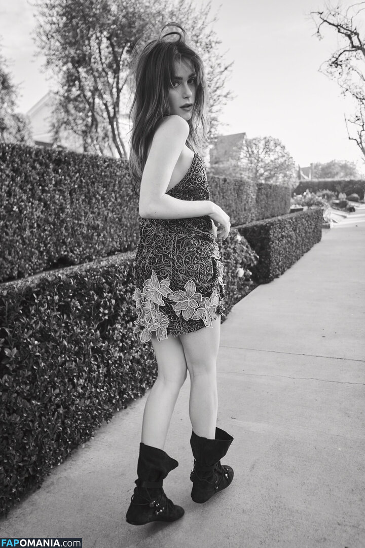 AdventuresSabrina / Kiernan Shipka / kiernanshipka Nude OnlyFans  Leaked Photo #1560