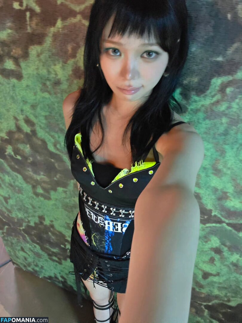 Kim Chaewon / _chaechae_1 / 김채원 Le Sserafim Nude OnlyFans  Leaked Photo #56