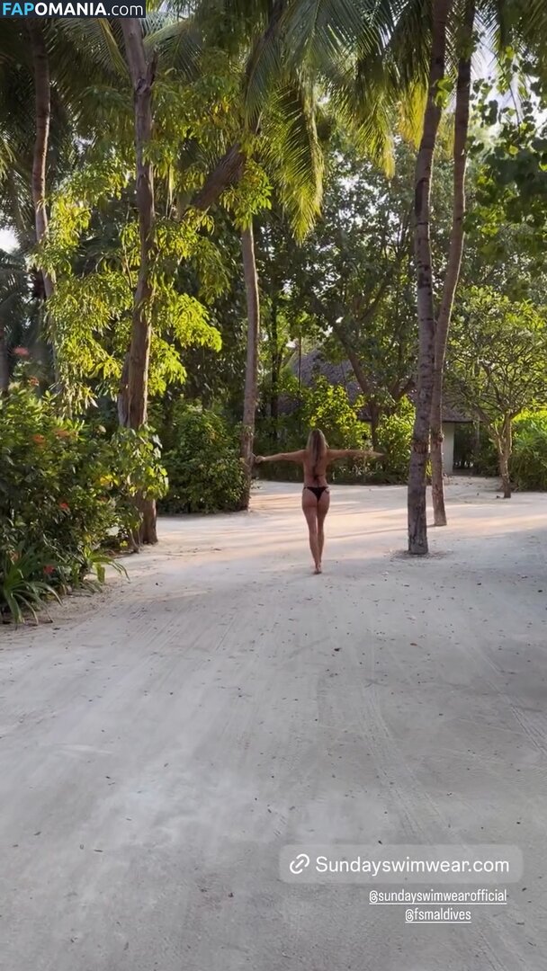 Kimberley Garner / KimberleyLondon / kimberleygarner Nude OnlyFans  Leaked Photo #933