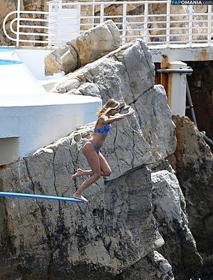 Kimberley Garner / https: / kimberleygarner / kimberleylondon / officialkimberleygarner Nude OnlyFans  Leaked Photo #972