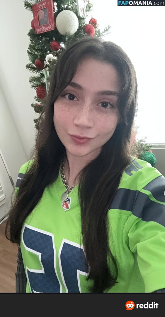 ayowhoischapis / kimbermelendrez Nude OnlyFans  Leaked Photo #5