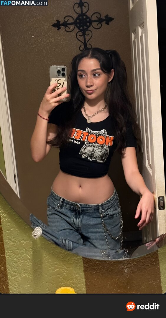 ayowhoischapis / kimbermelendrez Nude OnlyFans  Leaked Photo #15