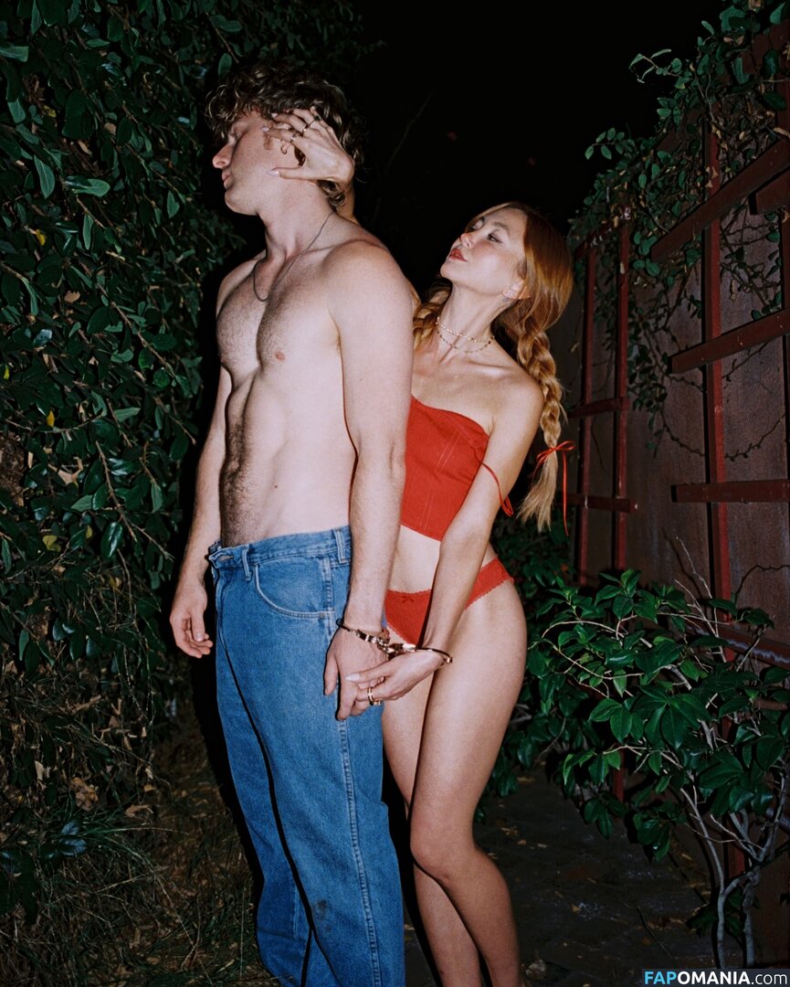 Kimiko Glenn / https: / kimikoglenn Nude OnlyFans  Leaked Photo #91