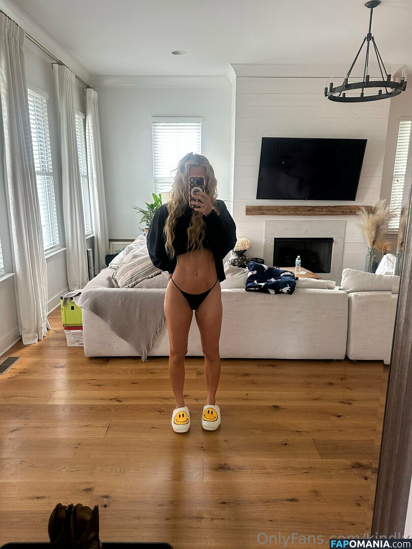 Kindly Myers / kindly Nude OnlyFans  Leaked Photo #498