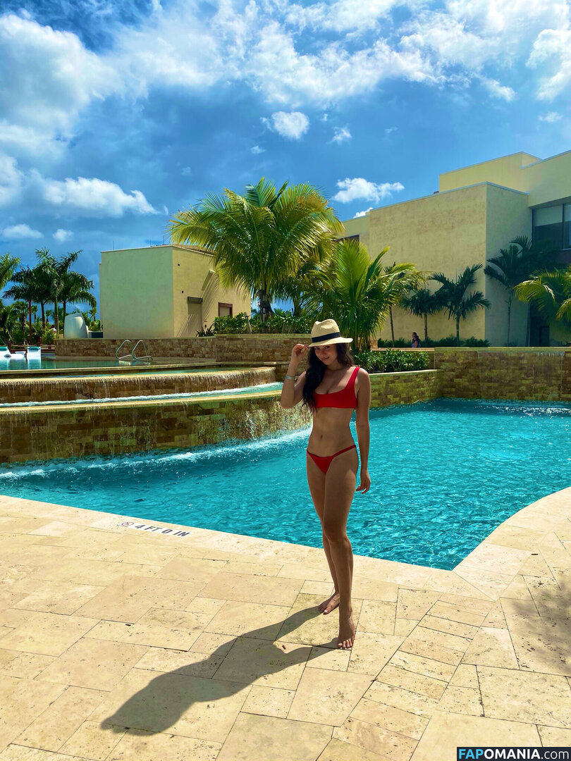 Kira Kosarin / kirakosarin Nude OnlyFans  Leaked Photo #91
