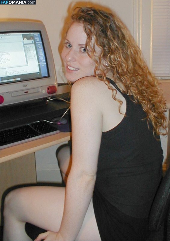 Kira The Little Redhead Nude OnlyFans  Leaked Photo #259