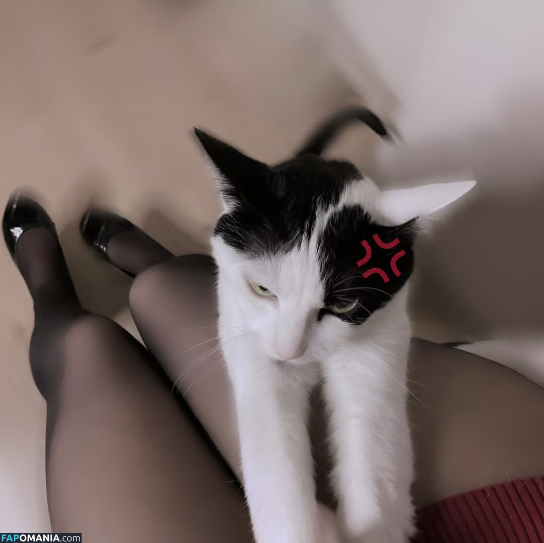 Kisuccubus Nude OnlyFans  Leaked Photo #1