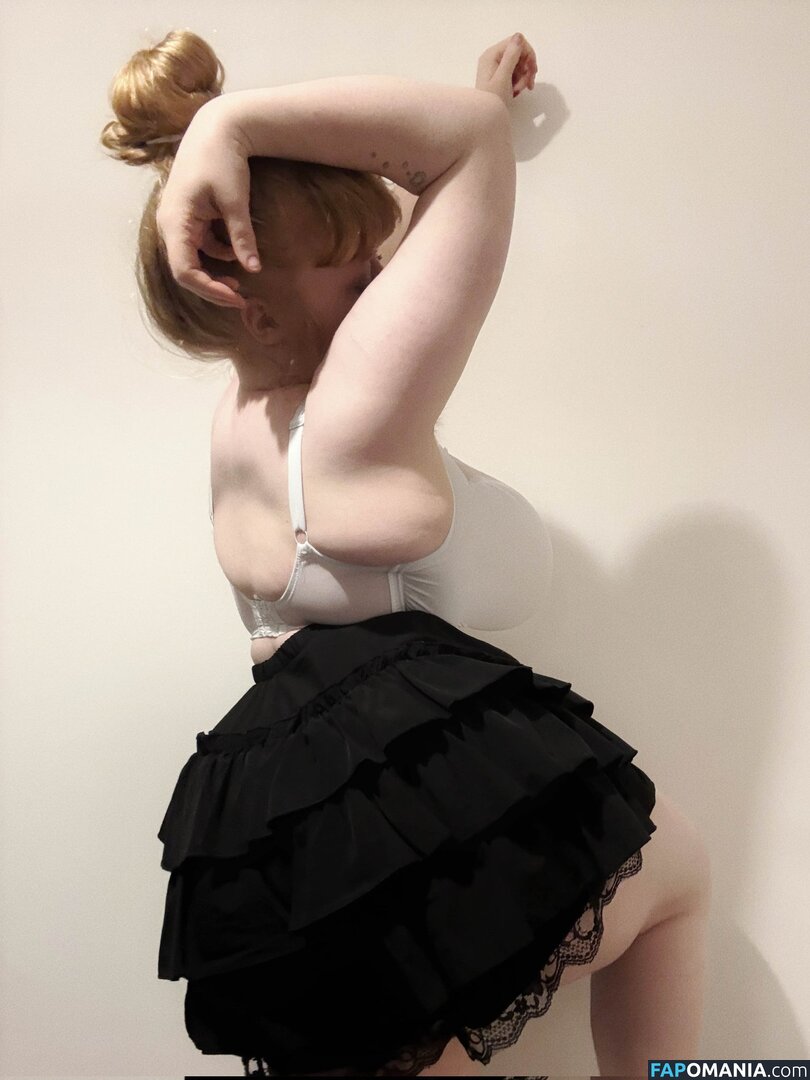 Kittie_is_baby Nude OnlyFans  Leaked Photo #11
